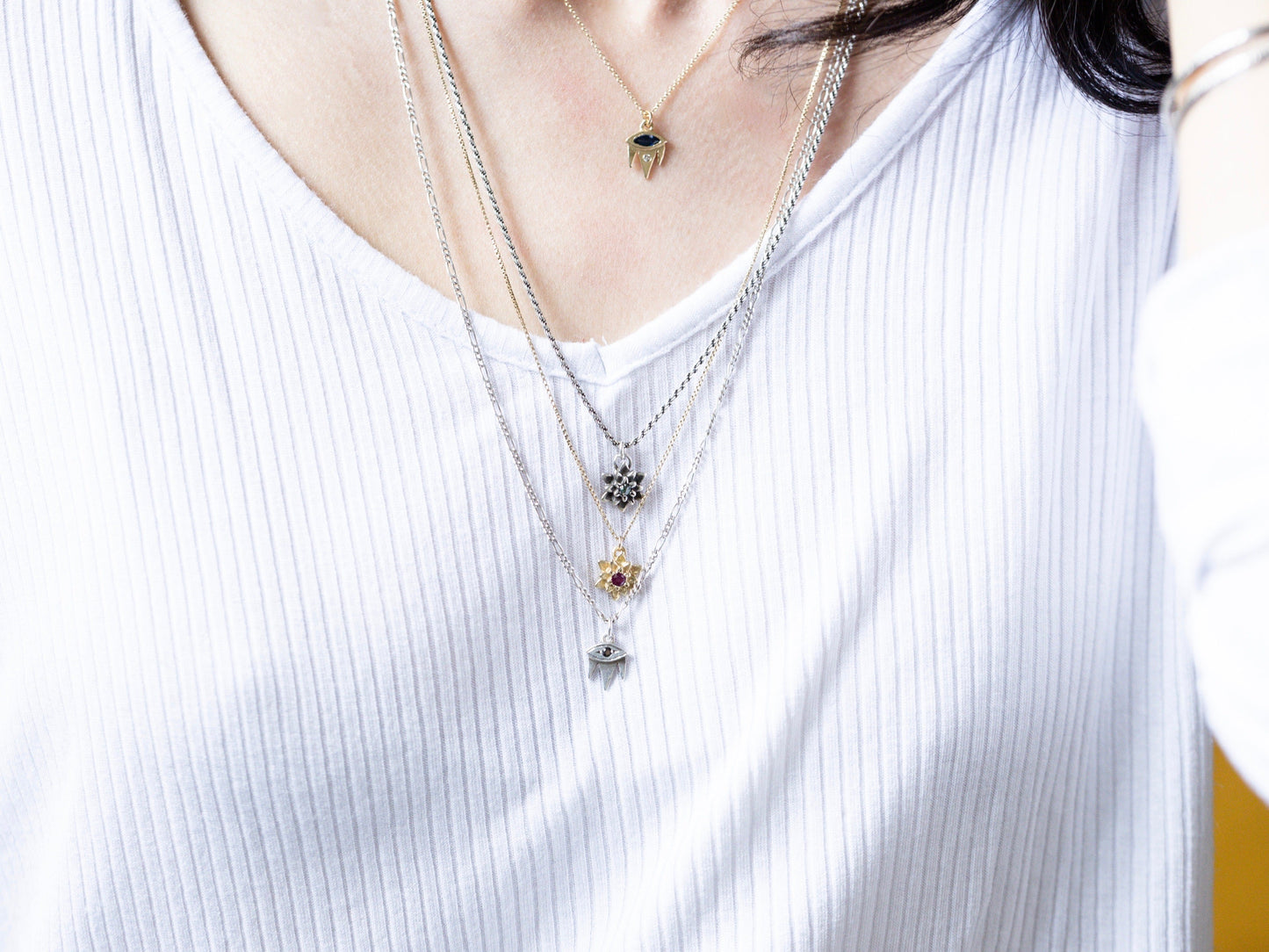 Flower Star Of David Necklace Set With Blue Diamonds