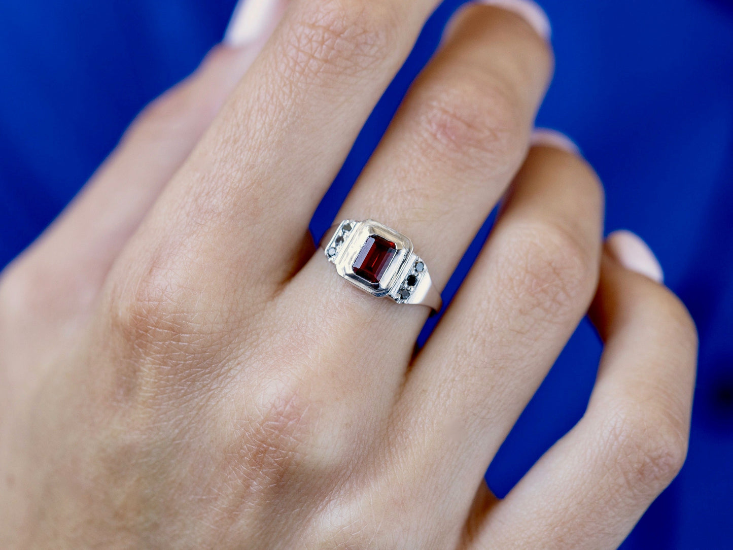 White Gold and Garnet Temple Ring